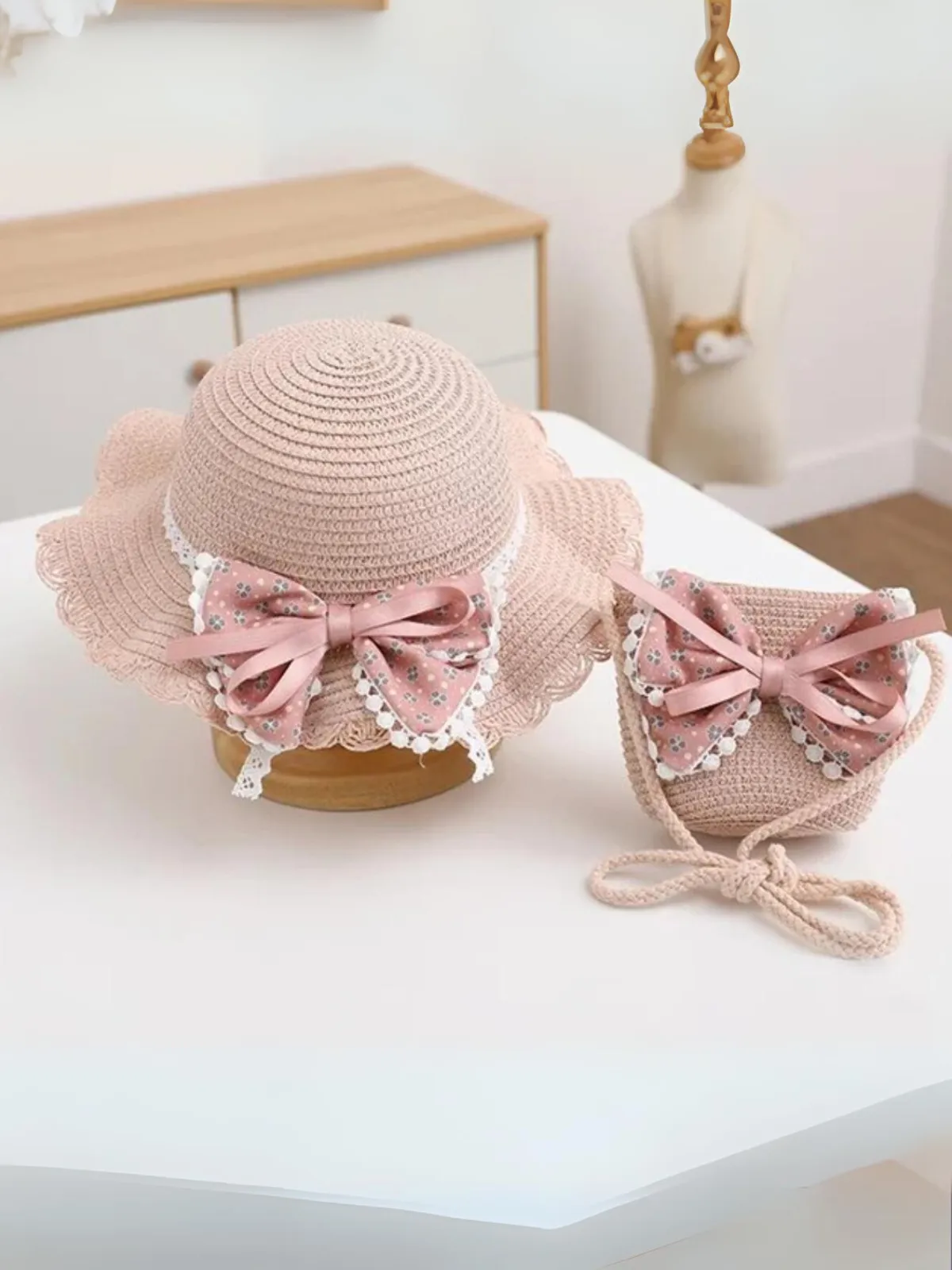 Sunny Day Out Bow Straw Hat Set