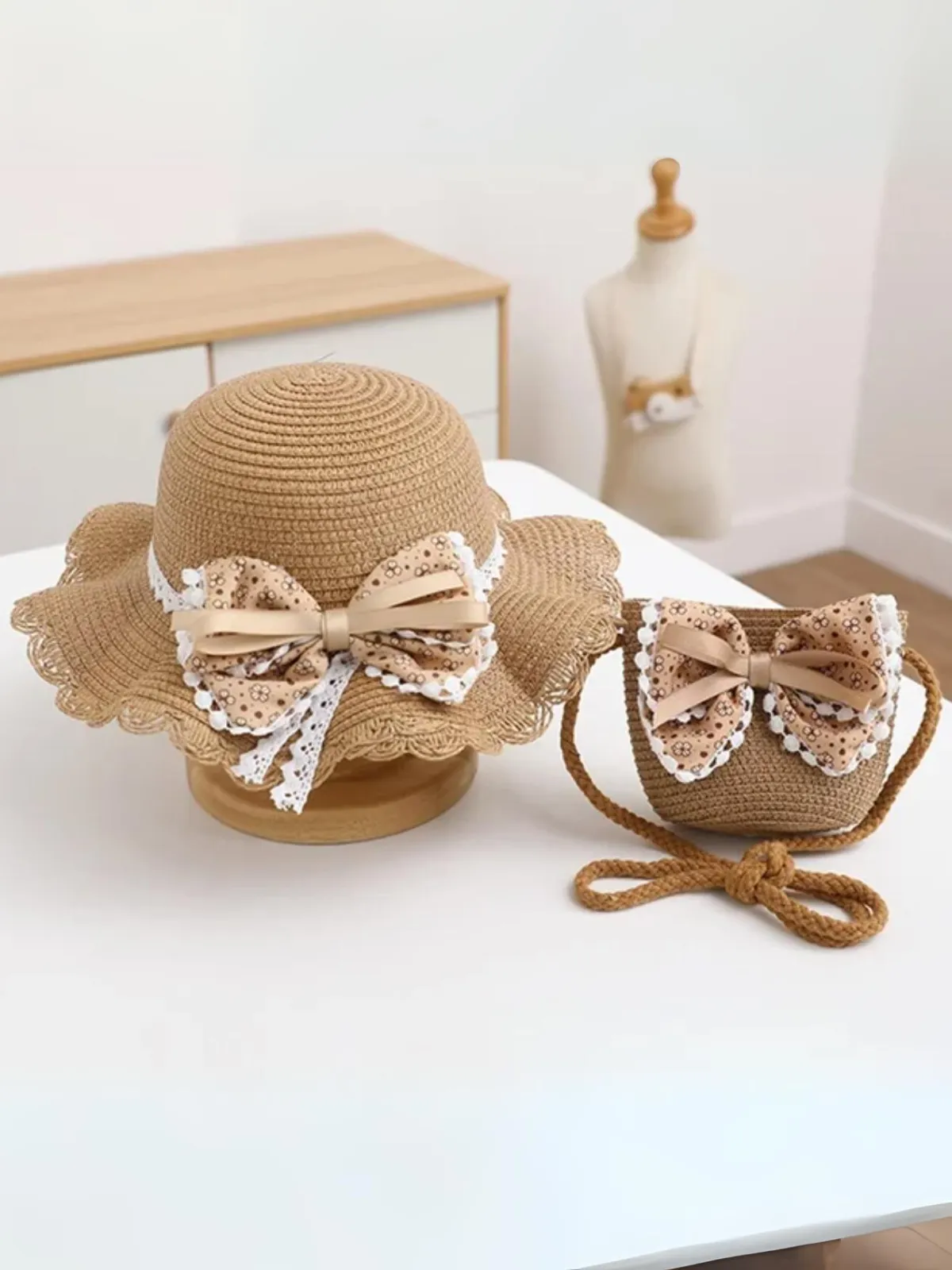 Sunny Day Out Bow Straw Hat Set